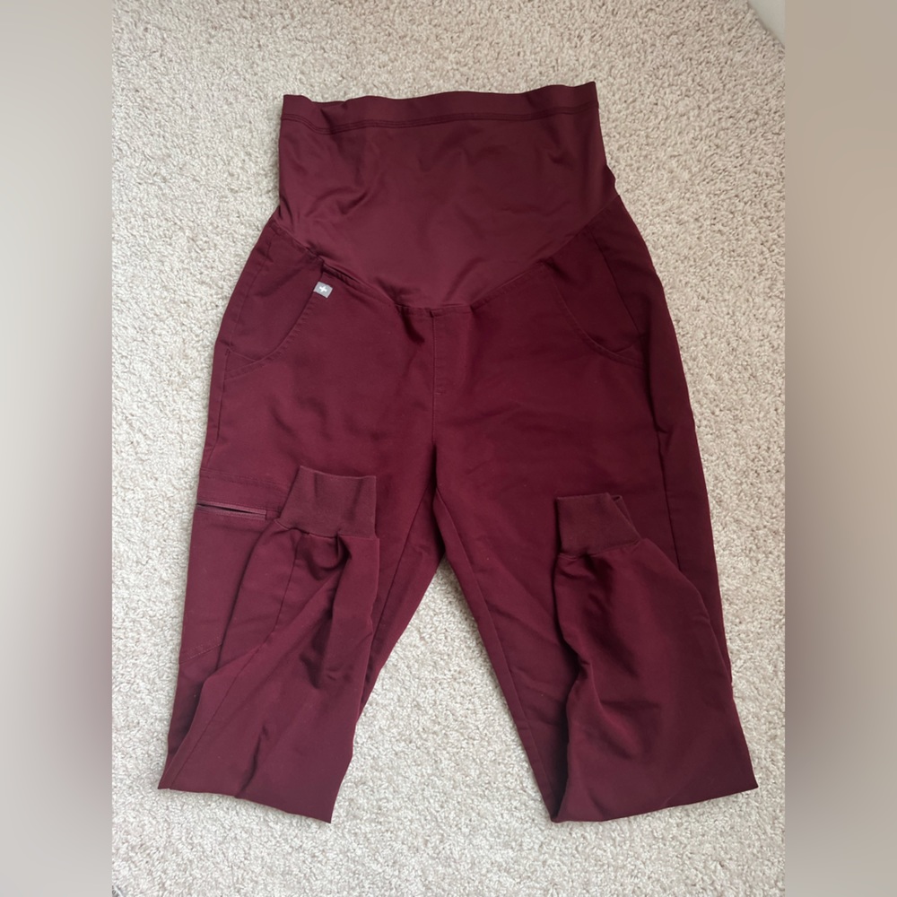 Maternity FIGS joggers Technical Collection XS